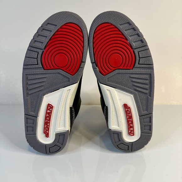 Nike Jordan 3, women’s size 6, brand new box is missing lid - Picture 4 of 10